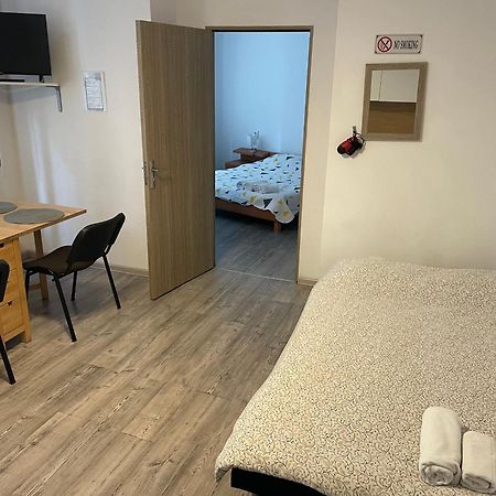 Studio Piata Amzei Nr.1 Бухарест Экстерьер фото